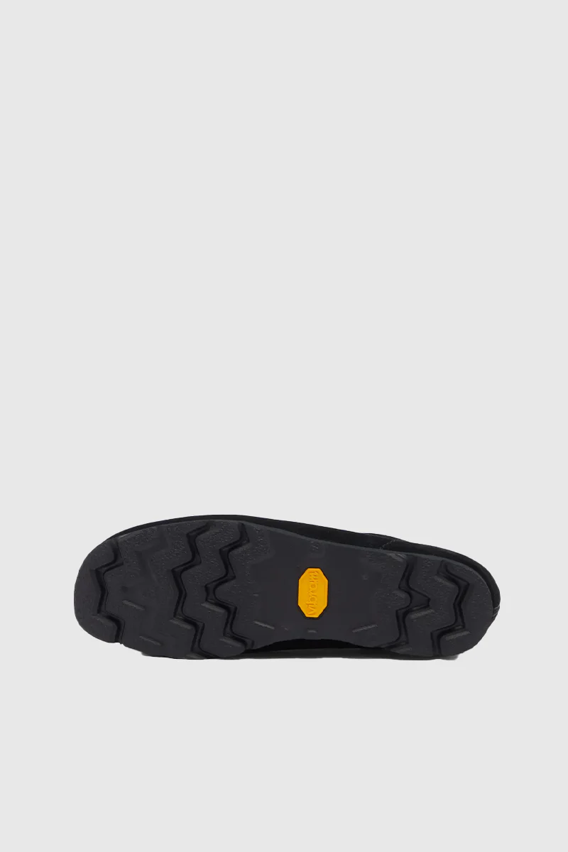 Mens Wallabee Gortex - Black Suede - Image 5
