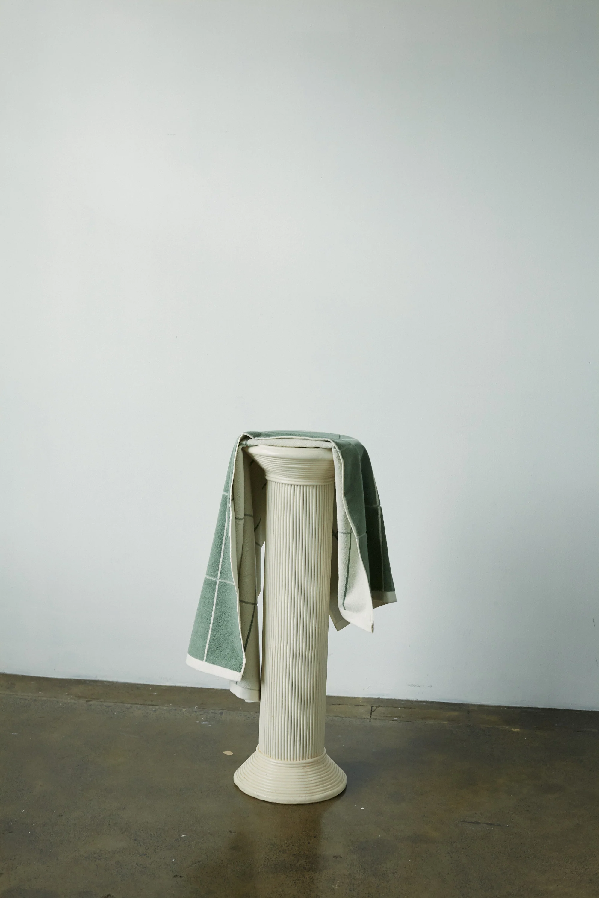 Miles Bath Sheet - Sage / Chalk - Image 3
