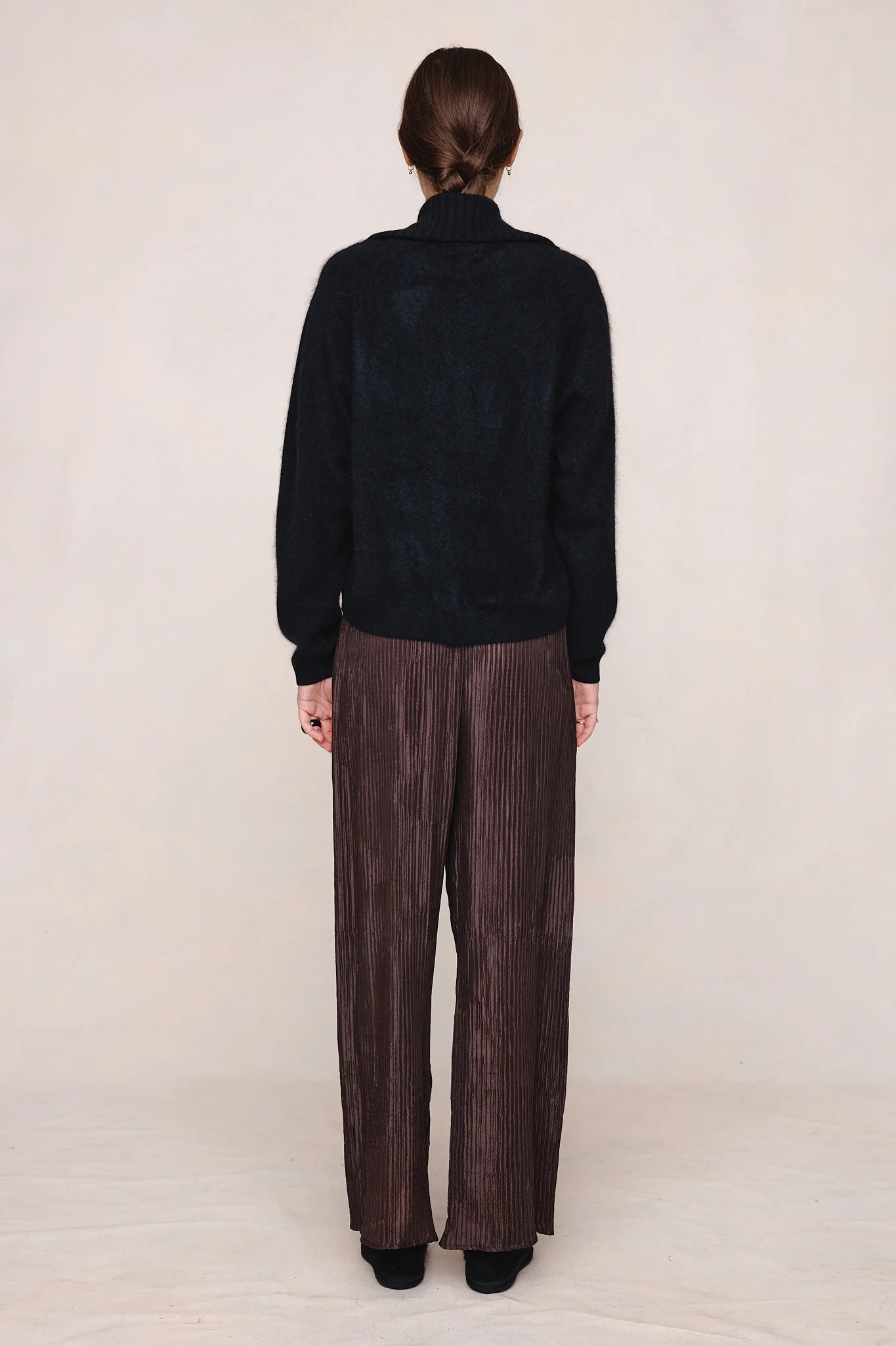 Oscar Zip Up - Black - Image 2