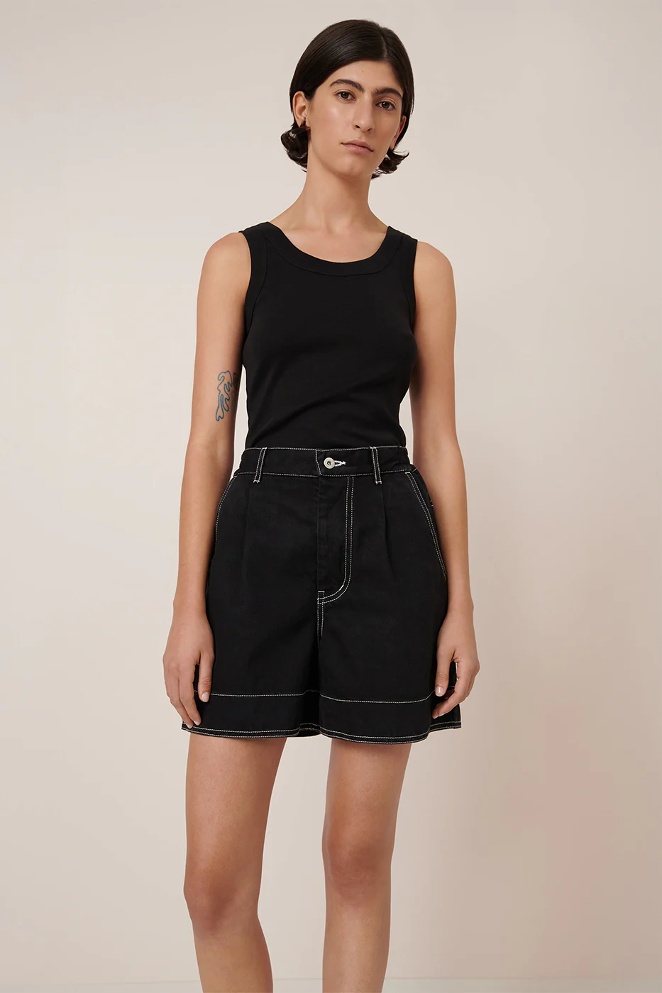 Outline Shorts - Black - Image 4