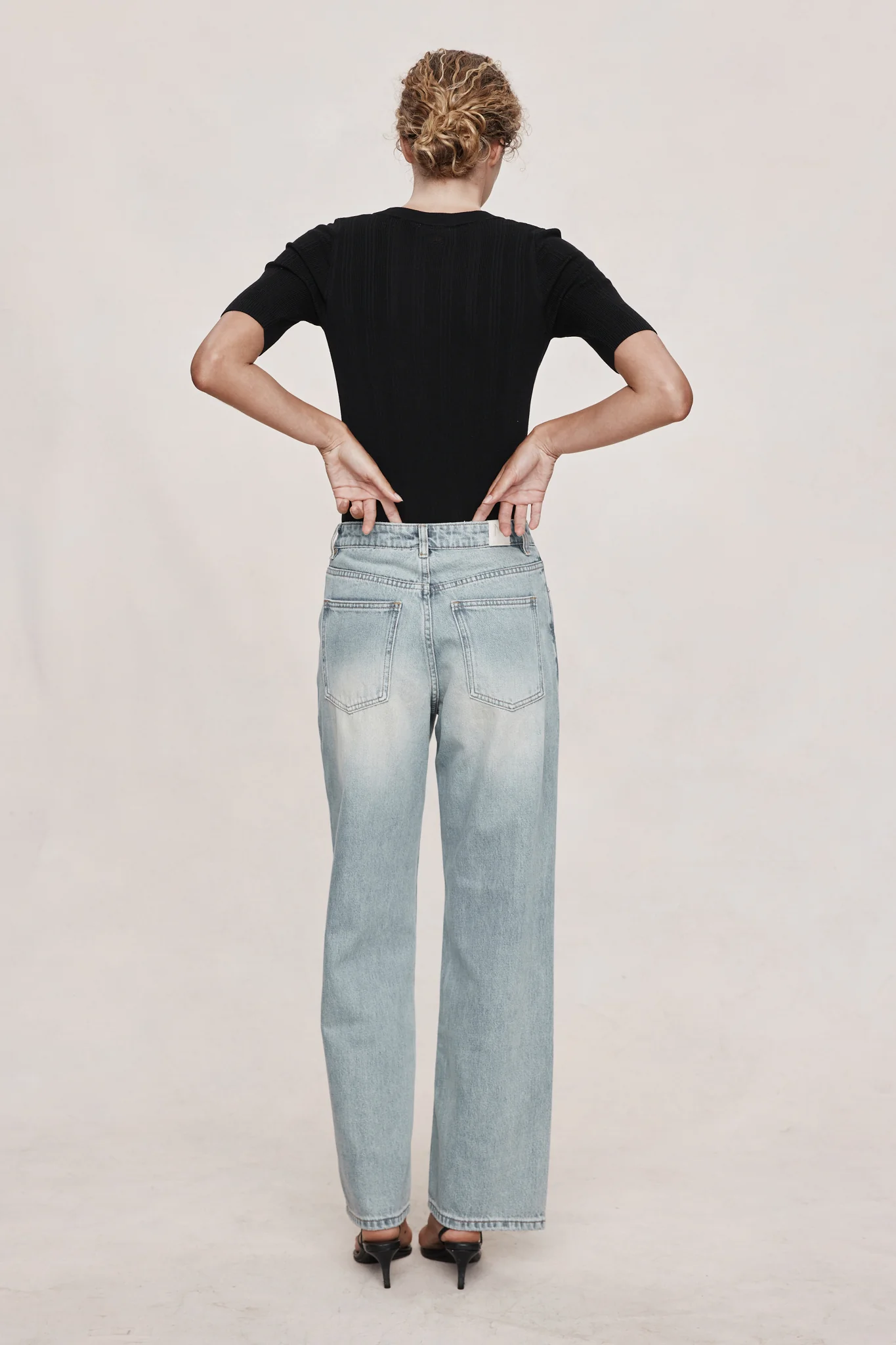Wide Leg Jean - Faded Blue - Image 3